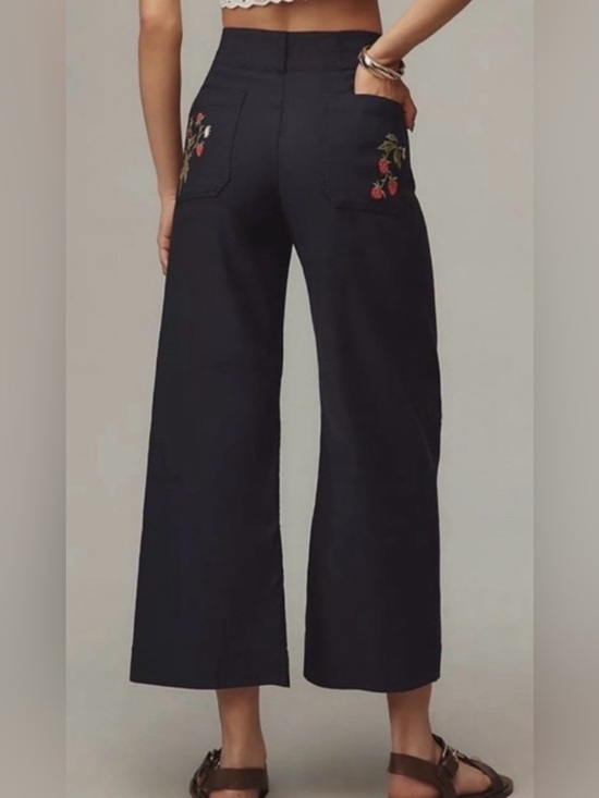 Maeve Pants - Anthropologie Maeve Colette pants embroidered strawberry pants 34